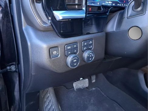 Used 2024 Chevrolet Silverado 1500 High Country w/ Midnight Edition AWD/4WD image 20
