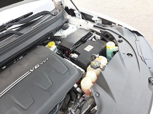 Used 2019 Jeep Cherokee Limited AWD/4WD image 75