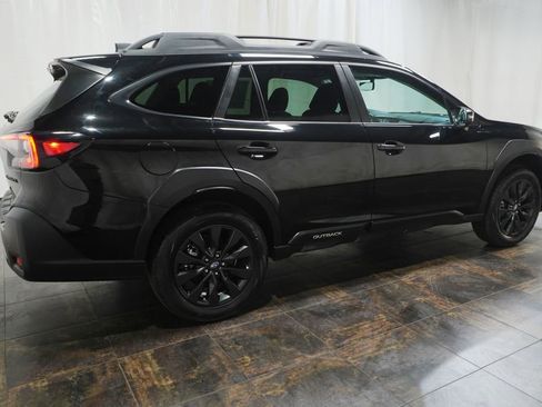 Used 2025 Subaru Outback Onyx Edition image 4
