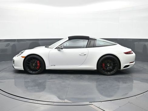 Certified 2018 Porsche 911 Targa 4 GTS AWD/4WD image 2
