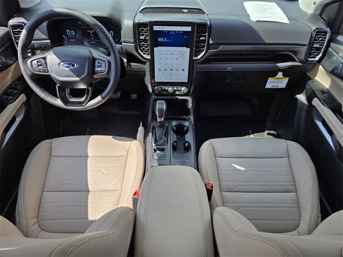 New 2025 Ford Ranger Lariat image 14