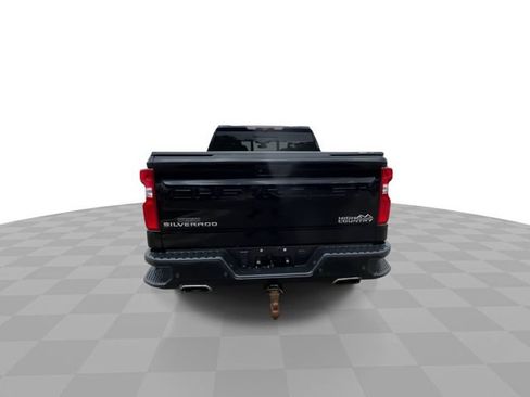 Used 2020 Chevrolet Silverado 1500 High Country w/ Technology Package AWD/4WD image 9