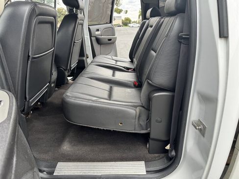 Used 2012 Chevrolet Silverado 2500 LTZ w/ LTZ Plus Package image 26