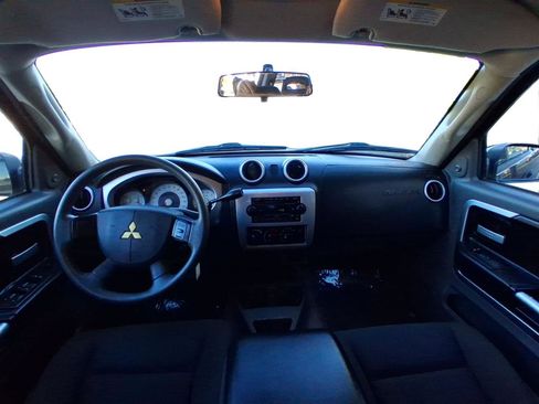 Used 2007 Mitsubishi Raider LS image 15