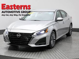 Used 2023 Nissan Altima 2.5 SV video 1