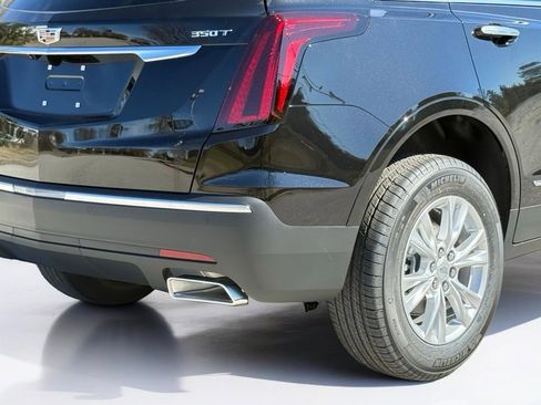New 2026 Cadillac XT5 Luxury image 14