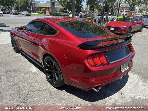 Used 2017 Ford Mustang Coupe RWD image 7