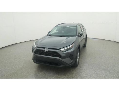 Used 2024 Toyota RAV4 XLE w/ Convenience Package FWD image 22