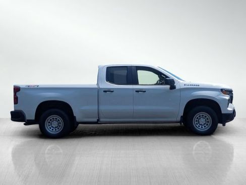 Used 2023 Chevrolet Silverado 1500 W/T w/ WT Value Package AWD/4WD image 3