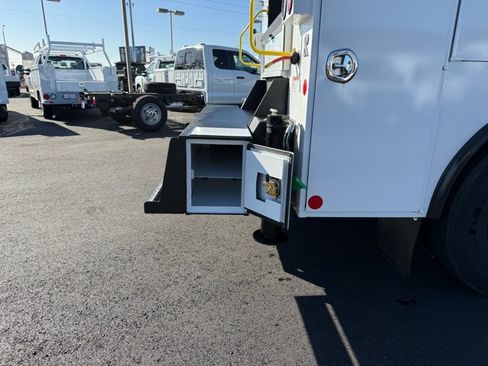 New 2026 Ford F650 2WD Regular Cab Super Duty image 12