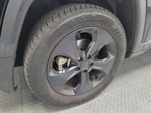 Used 2019 Jeep Compass Altitude image 31