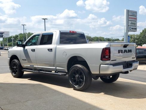 Used 2026 RAM 2500 Big Horn AWD/4WD image 3