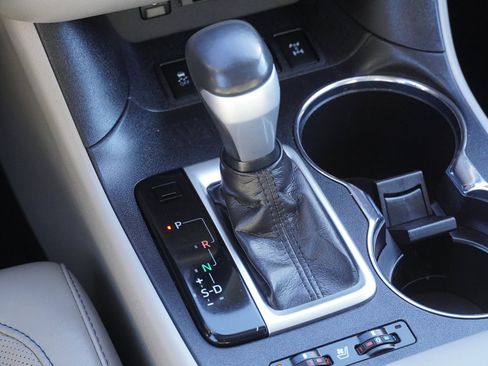 Certified 2019 Toyota Highlander Limited image 36