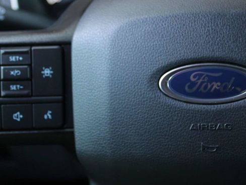 Used 2023 Ford F150 XLT AWD/4WD image 29