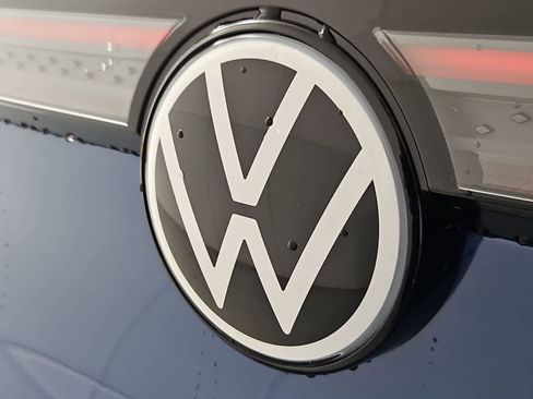 New 2025 Volkswagen ID.4 Pro S image 11