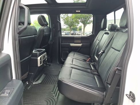 Used 2018 Ford F150 Lariat w/ Equipment Group 502A Luxury AWD/4WD image 13