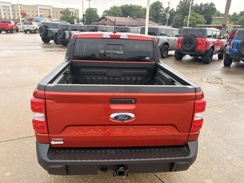 Used 2024 Ford Maverick Lariat FWD image 5