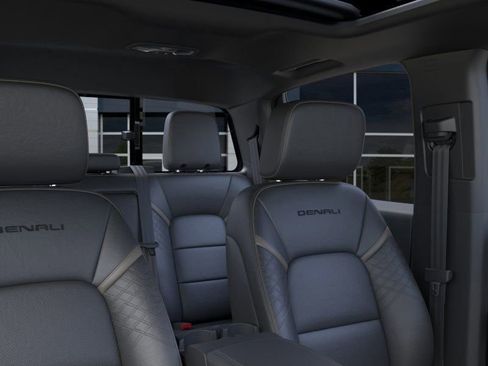 New 2026 GMC Canyon Denali image 24