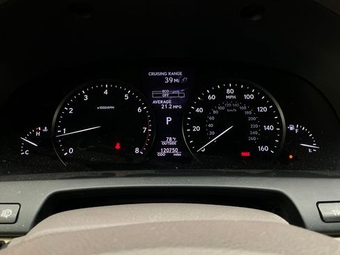 Used 2014 Lexus LS 460 w/ Comfort Package image 42