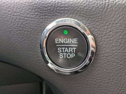 Used 2023 Ford Edge SEL AWD/4WD image 18