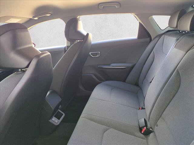 Used 2025 Kia K4 FWD image 17