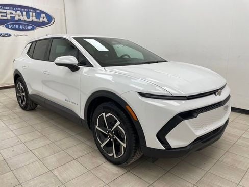 New 2026 Chevrolet Equinox EV LT image 1