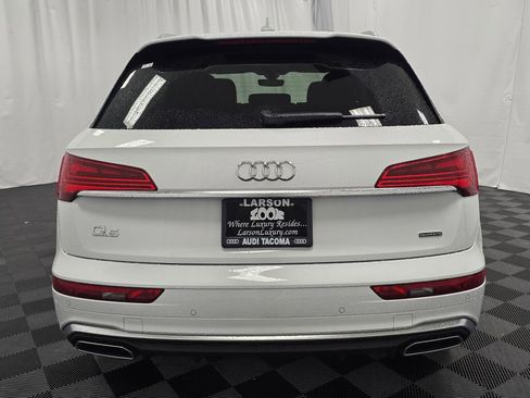 Certified 2025 Audi Q5 2.0T Premium Plus image 5