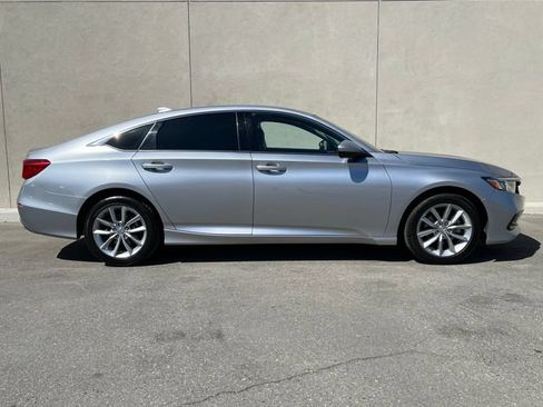Used 2021 Honda Accord LX image 5