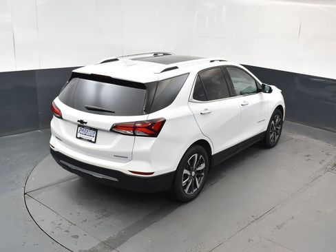 Used 2023 Chevrolet Equinox Premier image 36