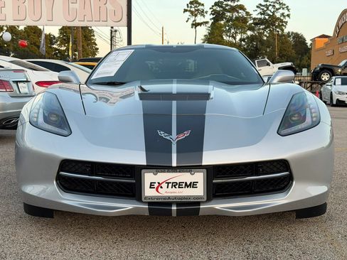 Used 2019 Chevrolet Corvette Stingray Coupe RWD image 4