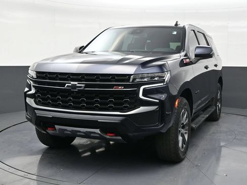 Used 2023 Chevrolet Tahoe Z71 w/ Luxury Package AWD/4WD image 8