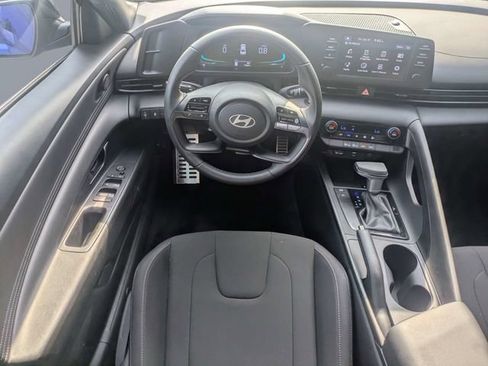 Used 2025 Hyundai Elantra Sport w/ Cargo Package FWD image 15