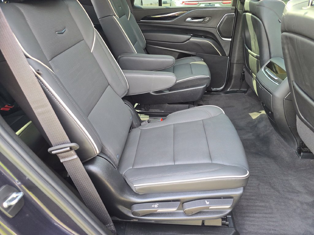 Certified 2024 Cadillac Escalade Sport w/ Touring Package AWD/4WD image 12