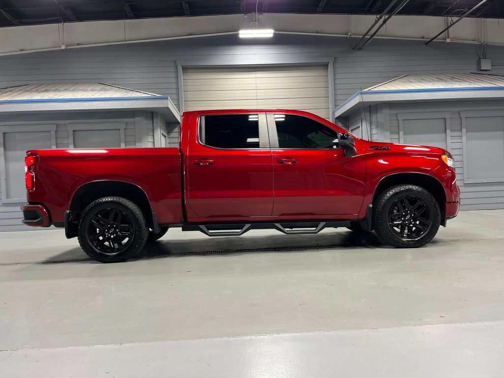 Used 2023 Chevrolet Silverado 1500 RST AWD/4WD image 8