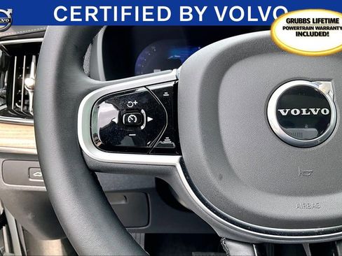 Certified 2025 Volvo XC90 T8 Plus w/ Protection Package Premier image 27