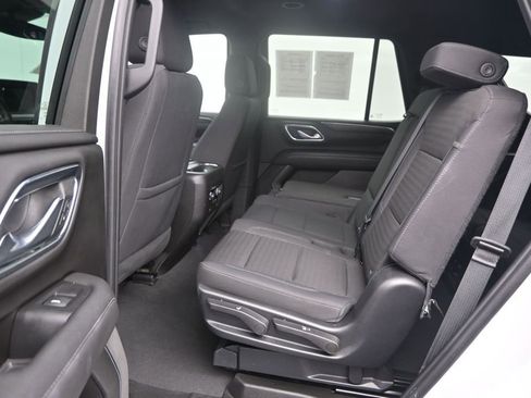 Used 2023 Chevrolet Tahoe LS RWD image 14