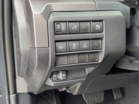 New 2026 Toyota Tacoma TRD Off-Road AWD/4WD image 17