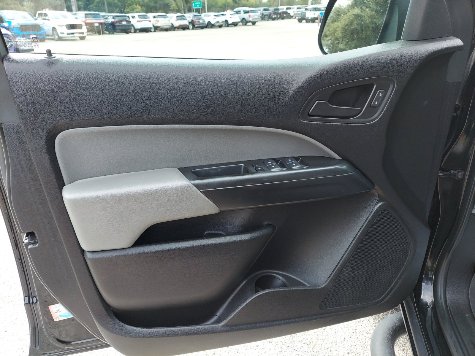 Used 2018 GMC Canyon 2WD Crew Cab w/ Convenience Package image 27