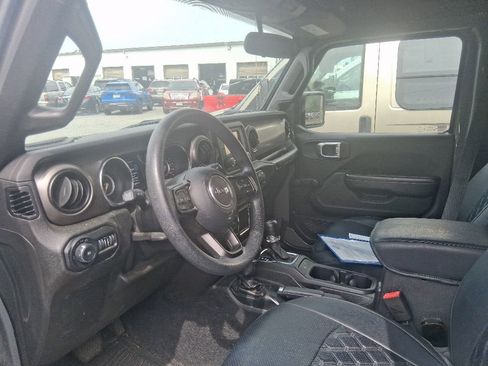 Used 2019 Jeep Wrangler Unlimited Sport AWD/4WD image 10
