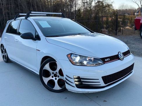 Used 2015 Volkswagen GTI S image 3