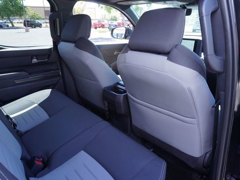 Used 2025 Toyota Tacoma TRD Sport AWD/4WD image 12