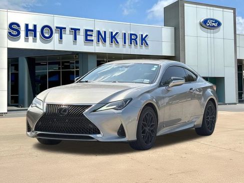 Used 2019 Lexus RC 300 w/ Accessory Package RWD image 3