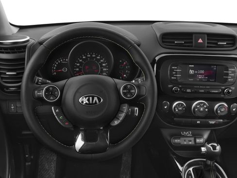Used 2016 Kia Soul ! image 4