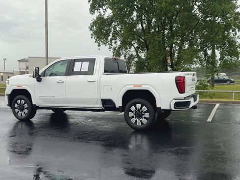 Certified 2025 GMC Sierra 3500 Denali w/ Denali Reserve Package AWD/4WD image 6