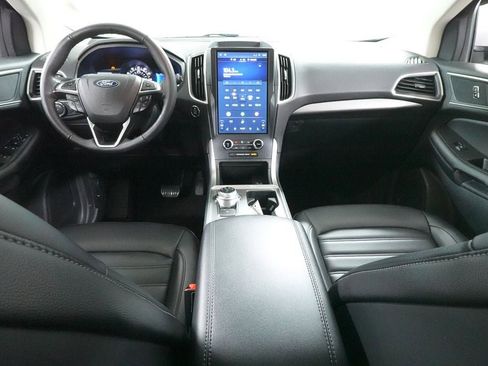 Used 2023 Ford Edge SEL AWD/4WD image 10