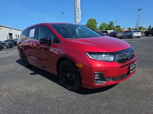Certified 2026 Honda Odyssey Sport-L image 5