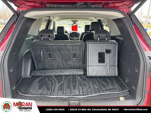 Used 2020 Chevrolet Traverse RS w/ LPO, Floor Liner Package FWD image 33