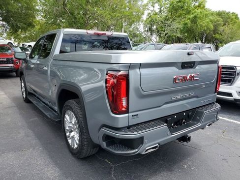 Used 2025 GMC Sierra 1500 Denali w/ Technology Package AWD/4WD image 3