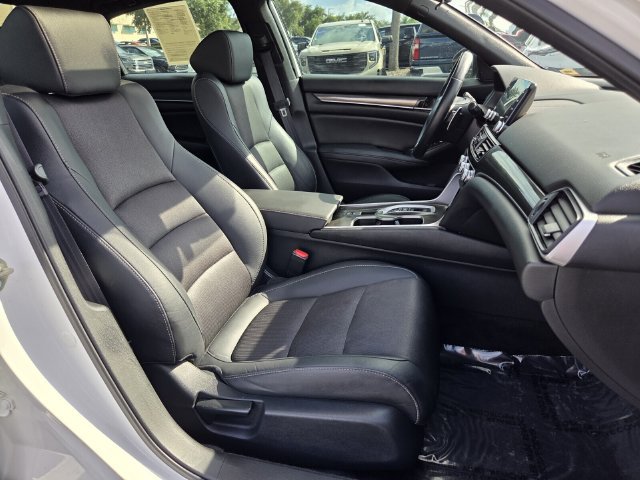 Used 2020 Honda Accord Sport image 17
