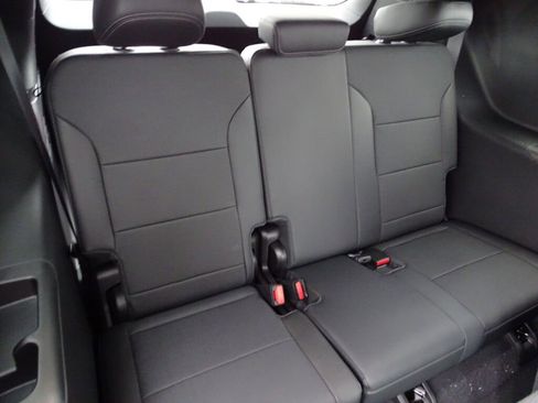 New 2025 Buick Enclave Preferred w/ Super Cruise Package image 13